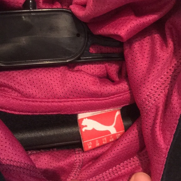 Super Stylin Puma Athletic Hot pink and black performance hoodie - Picture 3 of 6